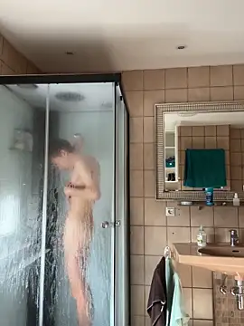 Snapshot of xy_monkeyBigCock chatting on 10-24-25, 09:38 xy monkeyBigCock online show from 10-24-25, 09:38