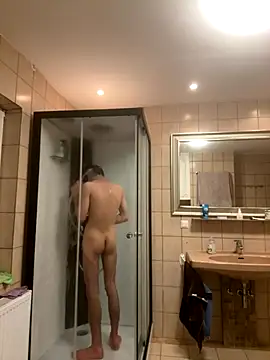 Snapshot of xy_monkeyBigCock chatting on 11-09-25, 11:47 xy monkeyBigCock online show from 11-09-25, 11:47