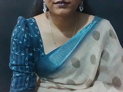 Snapshot of sugandha_bhabhi chatting on 05-27-26, 04:26 sugandha bhabhi online show from 05-27-26, 04:26