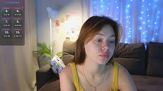 Snapshot of meow_mellie chatting on 10-02-25, 01:34 meow mellie online show from 10-02-25, 01:34