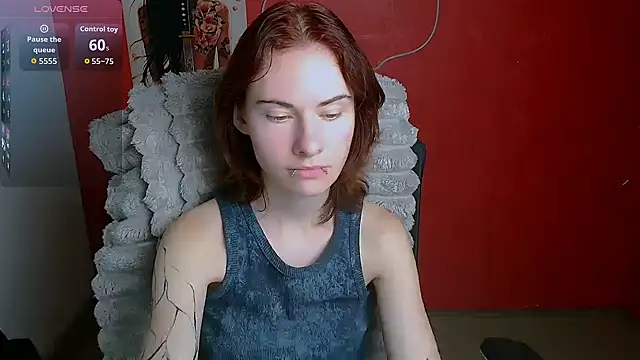 Snapshot of Fiona_Night chatting on 08-05-26, 05:21 Fiona Night online show from 08-05-26, 05:21
