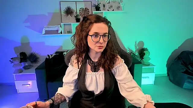 OliviaMcClean online show from 03-20-25, 02:42