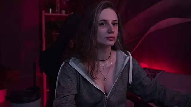 OliviaMcClean online show from 11-22-25, 05:39