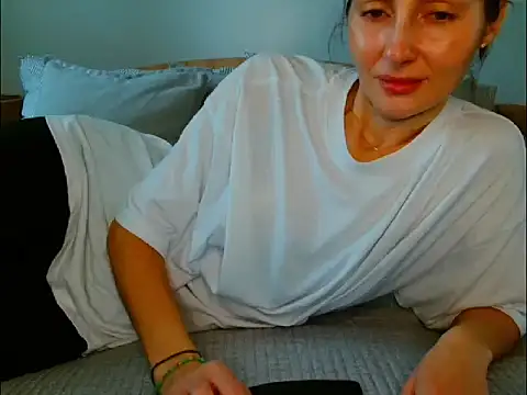 Snapshot of Irina9793 chatting on 05-12-26, 05:59 Irina9793 online show from 05-12-26, 05:59