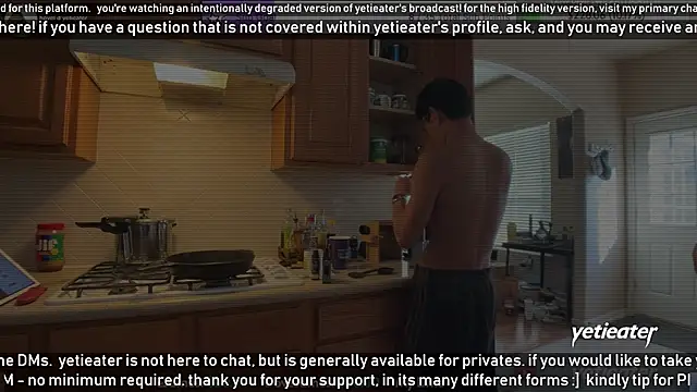 Snapshot of yetieater chatting on 12-27-24, 08:50 yetieater online show from 12-27-24, 08:50