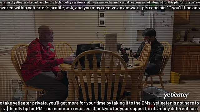 Snapshot of yetieater chatting on 01-27-25, 12:01 yetieater online show from 01-27-25, 12:01