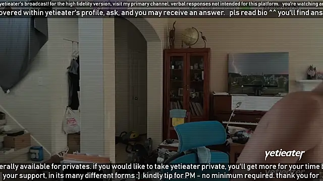 Snapshot of yetieater chatting on 02-15-25, 10:10 yetieater online show from 02-15-25, 10:10