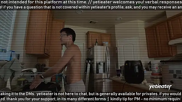 Snapshot of yetieater chatting on 07-02-26, 05:41 yetieater online show from 07-02-26, 05:41