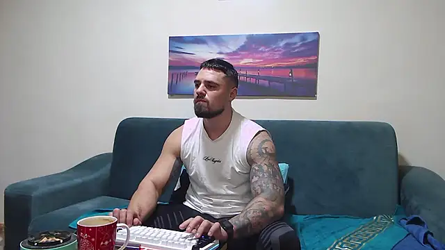 Tiberius hunk online show from 01-11-26, 07:35