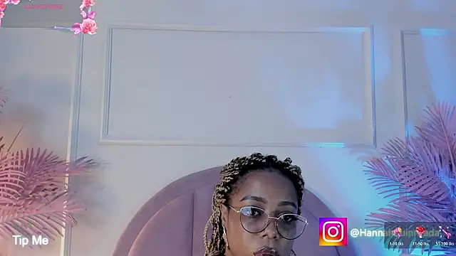 Hanaahquinn online show from 03-18-26, 11:35