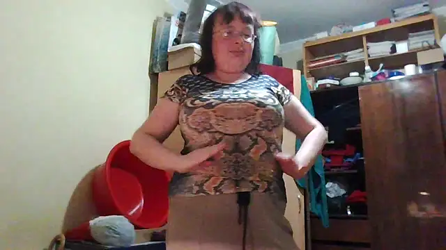 Queen-Elizabeth-25 online show from 03-03-25, 07:39