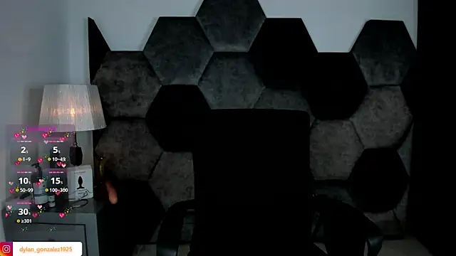 Snapshot of Dylan_Turnerr chatting on 09-19-25, 09:59 Dylan Turnerr online show from 09-19-25, 09:59