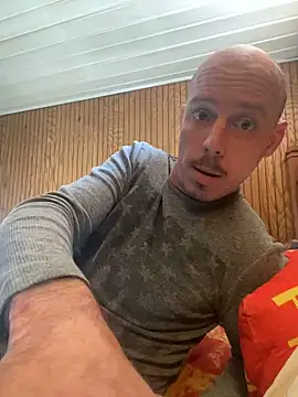 Mac ThunderCock online show from 03-01-25, 03:05