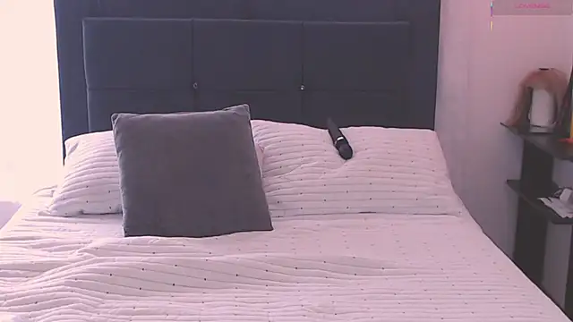 Sharlot-7 online show from 02-21-26, 04:19