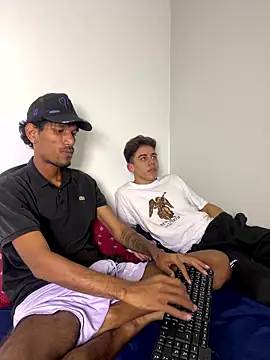 Miguel bigcock online show from 01-08-26, 01:30