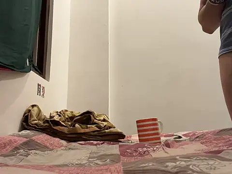 Snapshot of Renegadefromhellxx chatting on 03-22-25, 05:09 Renegadefromhellxx online show from 03-22-25, 05:09