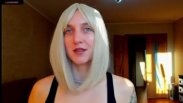 Snapshot of desired_zzoya chatting on 11-18-25, 03:01 desired zzoya online show from 11-18-25, 03:01