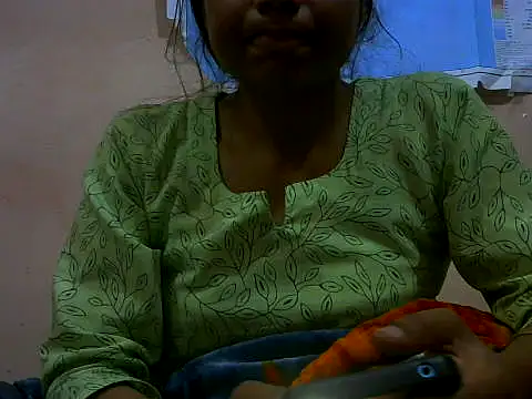 Snapshot of mayra89 chatting on 03-17-26, 04:10 mayra89 online show from 03-17-26, 04:10