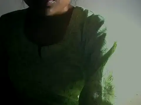 Snapshot of mayra89 chatting on 03-25-26, 03:40 mayra89 online show from 03-25-26, 03:40
