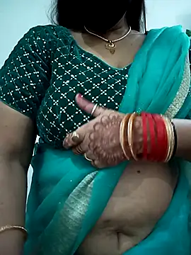 Snapshot of Neha-Bhabhi-Rasily chatting on 09-17-25, 11:23 Neha-Bhabhi-Rasily online show from 09-17-25, 11:23