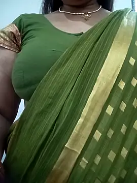 Snapshot of Neha-Bhabhi-Rasily chatting on 10-08-25, 11:52 Neha-Bhabhi-Rasily online show from 10-08-25, 11:52