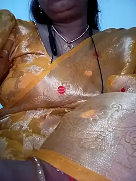Snapshot of Neha-Bhabhi-Rasily chatting on 10-09-25, 05:44 Neha-Bhabhi-Rasily online show from 10-09-25, 05:44