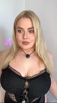 April Vancee online show from 04-18-26, 11:03