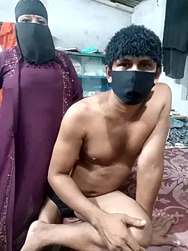 Pakhi Couple 69 online show from 09-13-25, 05:02