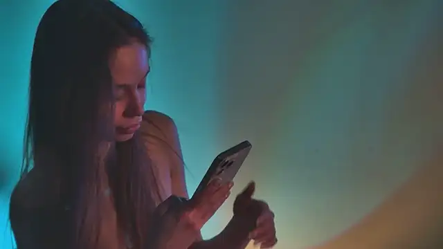 Amanda River online show from 01-14-26, 12:38