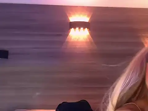 SashaNova online show from 03-19-25, 04:14