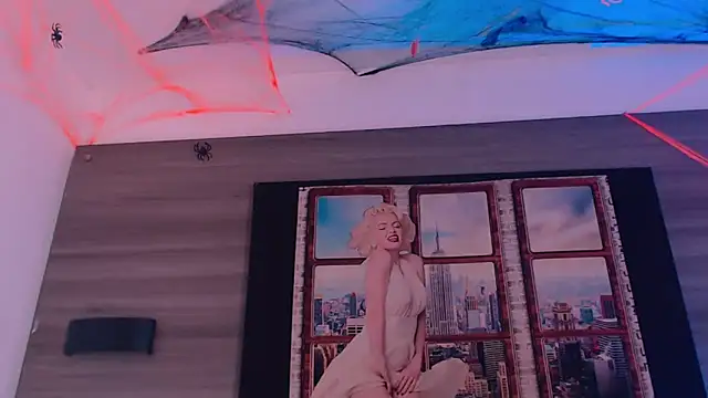 SashaNova online show from 10-15-25, 06:02