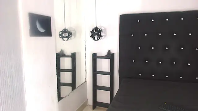 Emily Castillo 1 online show from 03-06-25, 07:47