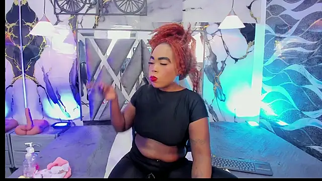 CandyMartinez  online show from 07-13-26, 07:49