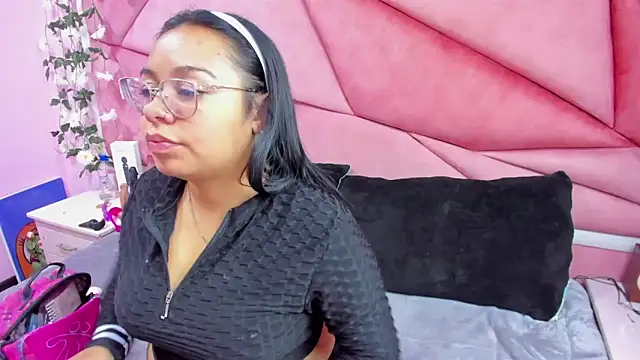  Violeta 18 online show from 09-15-25, 03:28