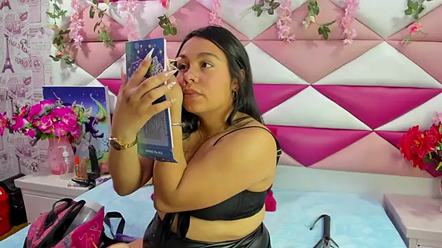  Violeta 18 online show from 11-20-25, 02:56