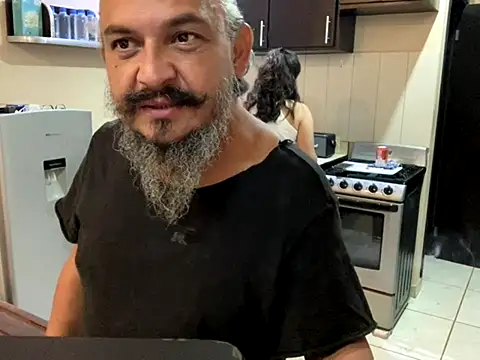 Snapshot of Sollhmaarh chatting on 10-18-25, 05:54 Sollhmaarh online show from 10-18-25, 05:54