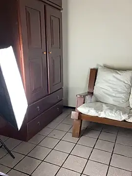 Snapshot of Dasul_ chatting on 03-04-25, 12:18 Dasul online show from 03-04-25, 12:18