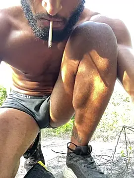 Snapshot of Dasul_ chatting on 03-18-25, 07:10 Dasul online show from 03-18-25, 07:10