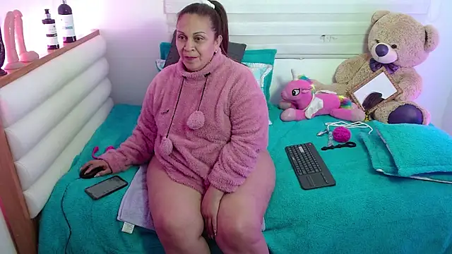 scarlettbooty online show from 05-09-26, 05:45