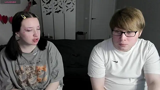 Snapshot of JayMollyy chatting on 04-15-26, 05:20 JayMollyy online show from 04-15-26, 05:20