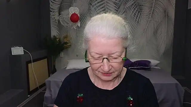 Snapshot of Maya_Mayflower chatting on 03-16-25, 09:27 Maya Mayflower online show from 03-16-25, 09:27