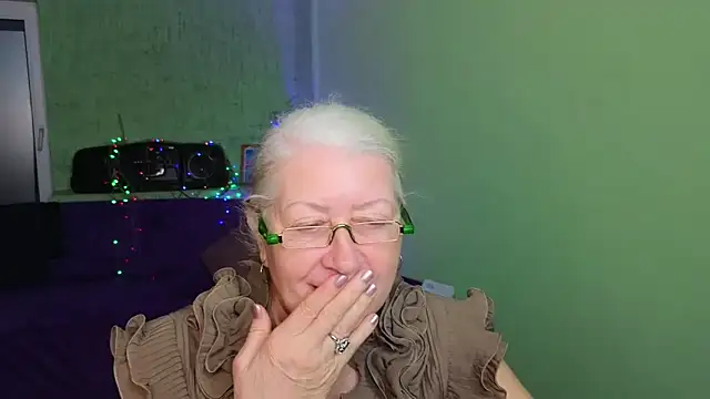 Snapshot of Maya_Mayflower chatting on 03-19-25, 03:29 Maya Mayflower online show from 03-19-25, 03:29