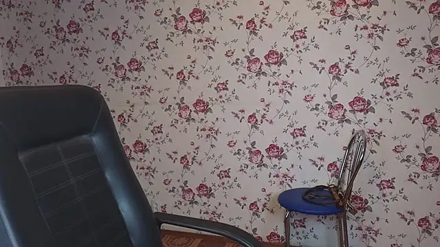 Snapshot of Maya_Mayflower chatting on 12-18-25, 03:45 Maya Mayflower online show from 12-18-25, 03:45