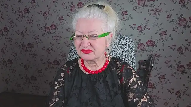 Snapshot of Maya_Mayflower chatting on 01-11-26, 03:11 Maya Mayflower online show from 01-11-26, 03:11