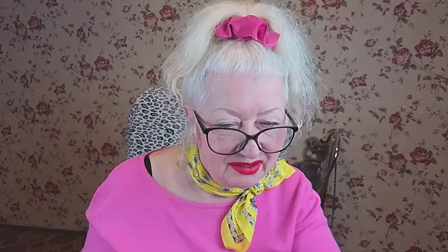 Snapshot of Maya_Mayflower chatting on 01-12-26, 03:23 Maya Mayflower online show from 01-12-26, 03:23