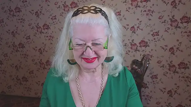 Snapshot of Maya_Mayflower chatting on 01-16-26, 02:48 Maya Mayflower online show from 01-16-26, 02:48