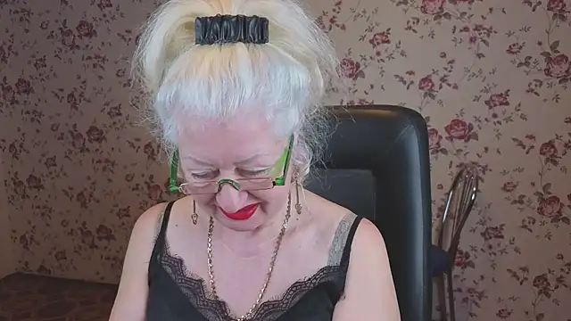 Snapshot of Maya_Mayflower chatting on 01-17-26, 03:11 Maya Mayflower online show from 01-17-26, 03:11