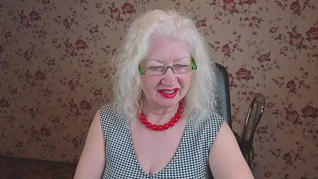 Snapshot of Maya_Mayflower chatting on 01-19-26, 02:59 Maya Mayflower online show from 01-19-26, 02:59