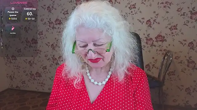 Snapshot of Maya_Mayflower chatting on 02-05-26, 03:00 Maya Mayflower online show from 02-05-26, 03:00