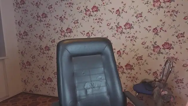 Snapshot of Maya_Mayflower chatting on 02-12-26, 03:07 Maya Mayflower online show from 02-12-26, 03:07